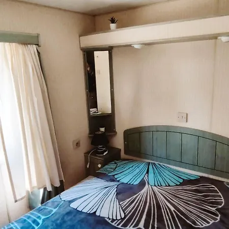 Apartment 4 Etoiles, 6 Personnes, Climatisation, Parking, Piscine, Wi-fi