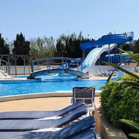 4 Etoiles, 6 Personnes, Climatisation, Parking, Piscine, Wi-fi *