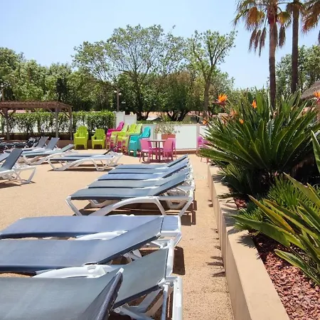 Apartment 4 Etoiles, 6 Personnes, Climatisation, Parking, Piscine, Wi-fi