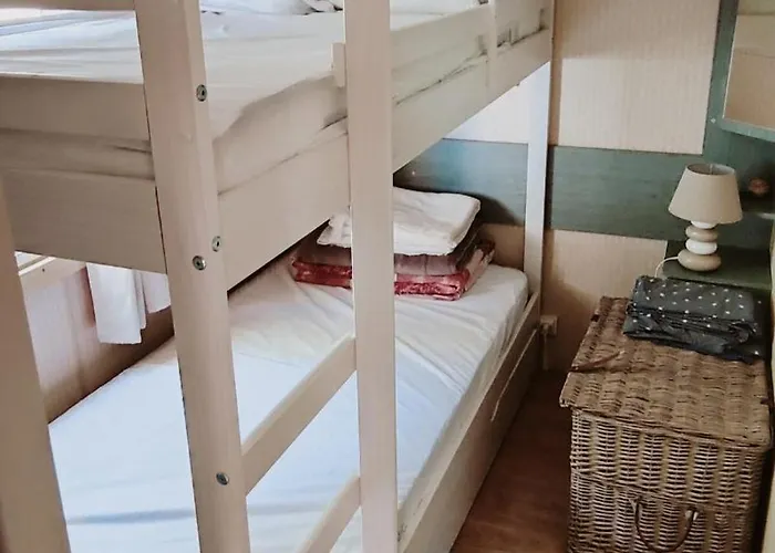 4 Etoiles, 6 Personnes, Climatisation, Parking, Piscine, Wi-fi * Ιέρ