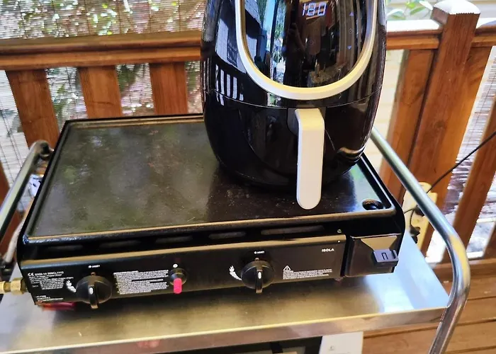 Διαμέρισμα 4 Etoiles, 6 Personnes, Climatisation, Parking, Piscine, Wi-fi Ιέρ