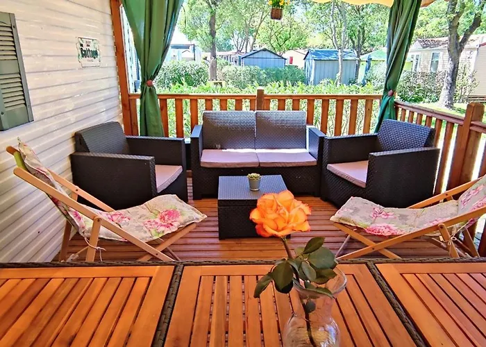 4 Etoiles, 6 Personnes, Climatisation, Parking, Piscine, Wi-fi Διαμέρισμα Ιέρ