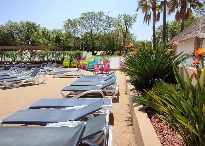 Διαμέρισμα 4 Etoiles, 6 Personnes, Climatisation, Parking, Piscine, Wi-fi