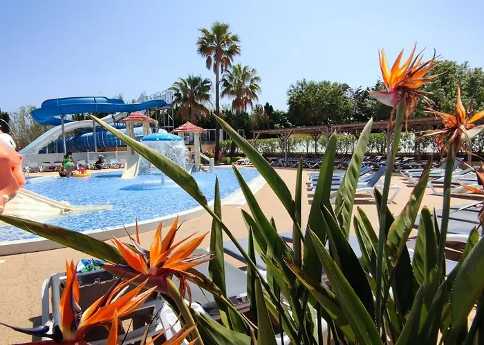 Διαμέρισμα 4 Etoiles, 6 Personnes, Climatisation, Parking, Piscine, Wi-fi *