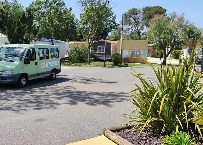 4 Etoiles, 6 Personnes, Climatisation, Parking, Piscine, Wi-fi Διαμέρισμα *