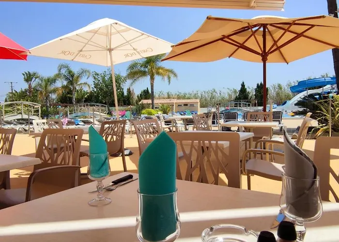 4 Etoiles, 6 Personnes, Climatisation, Parking, Piscine, Wi-fi *